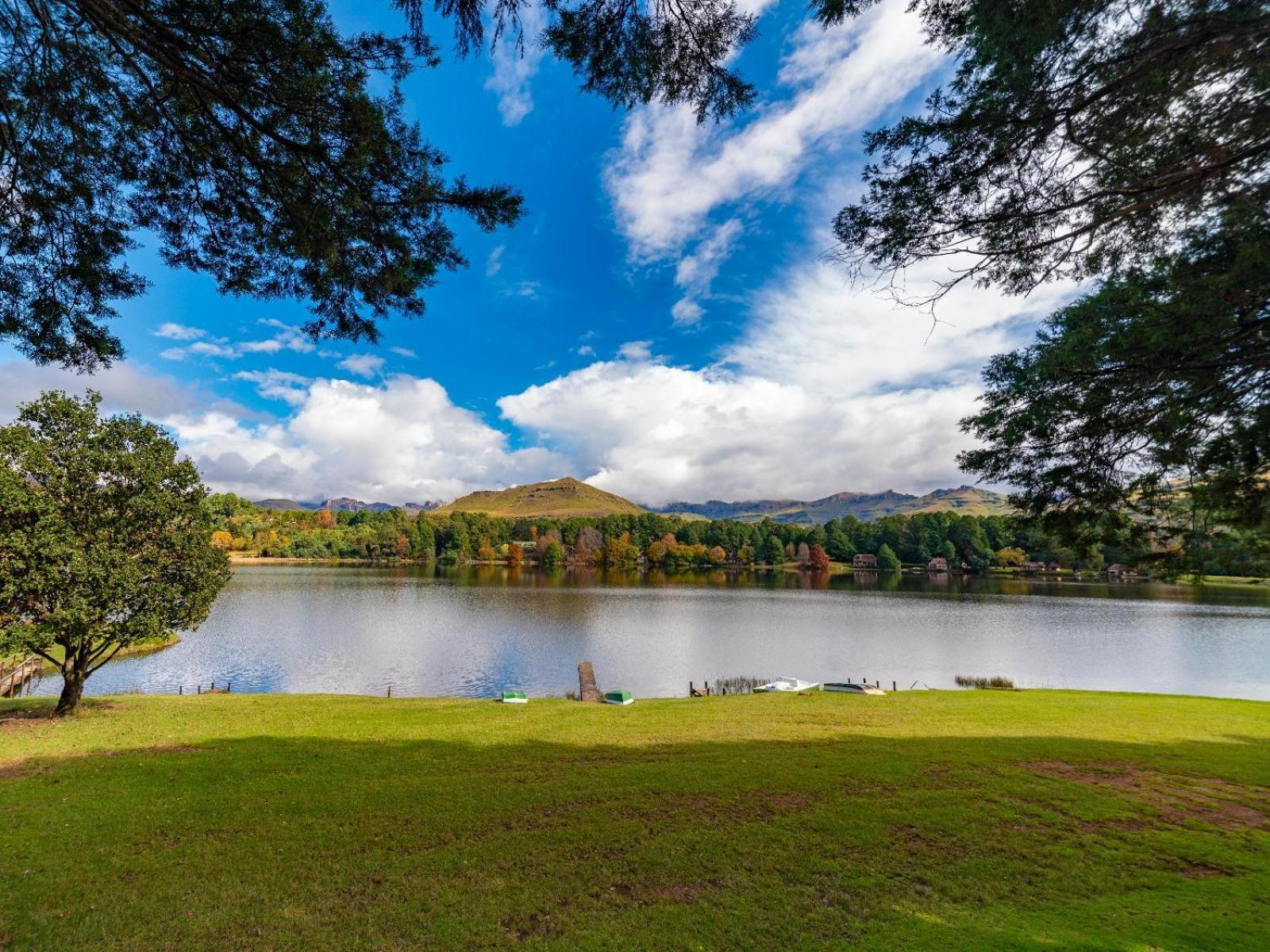 Lake Naverone Holiday Cottages Drakensberg Gardens Exterior foto